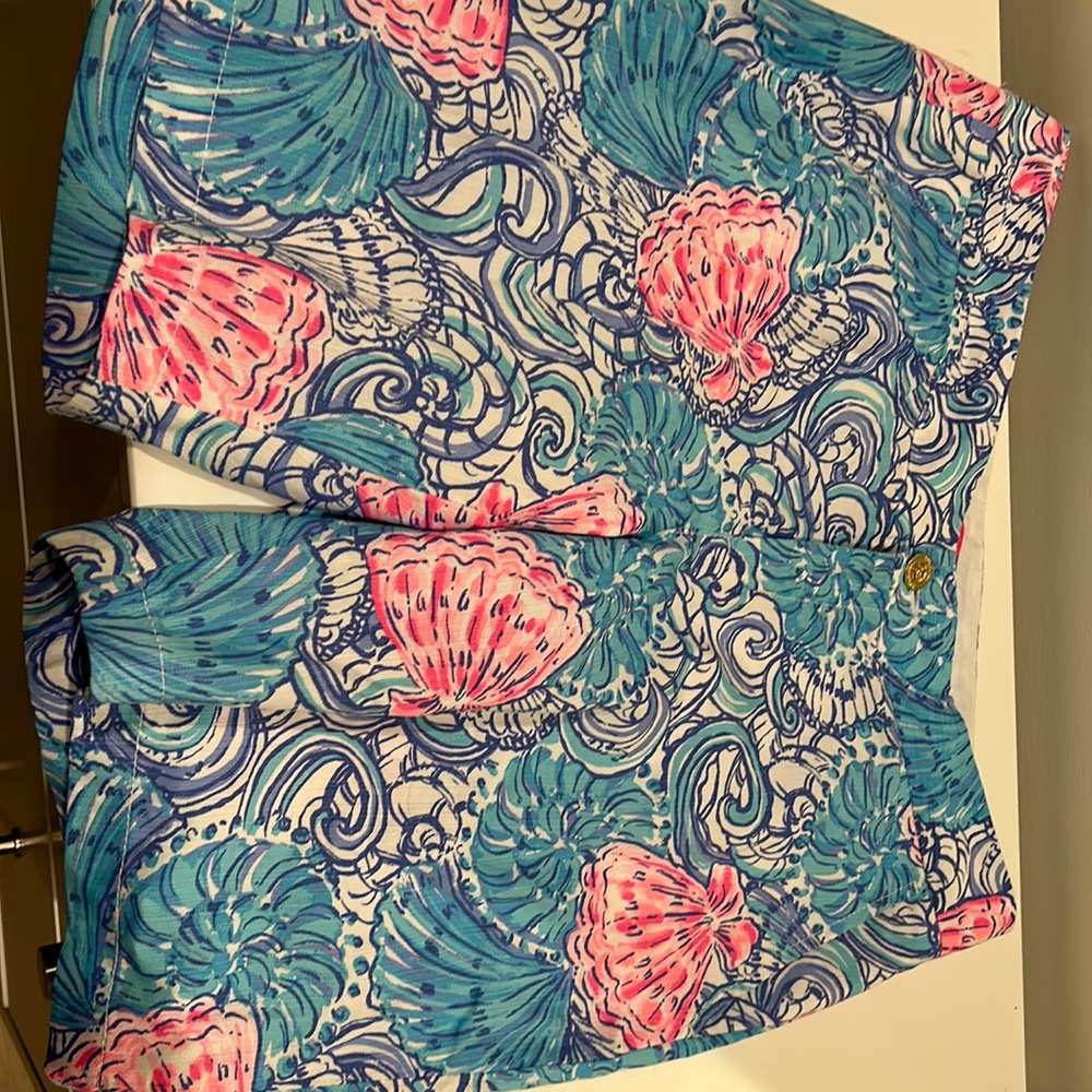Lilly Pulitzer Shorts - tried on and never worn